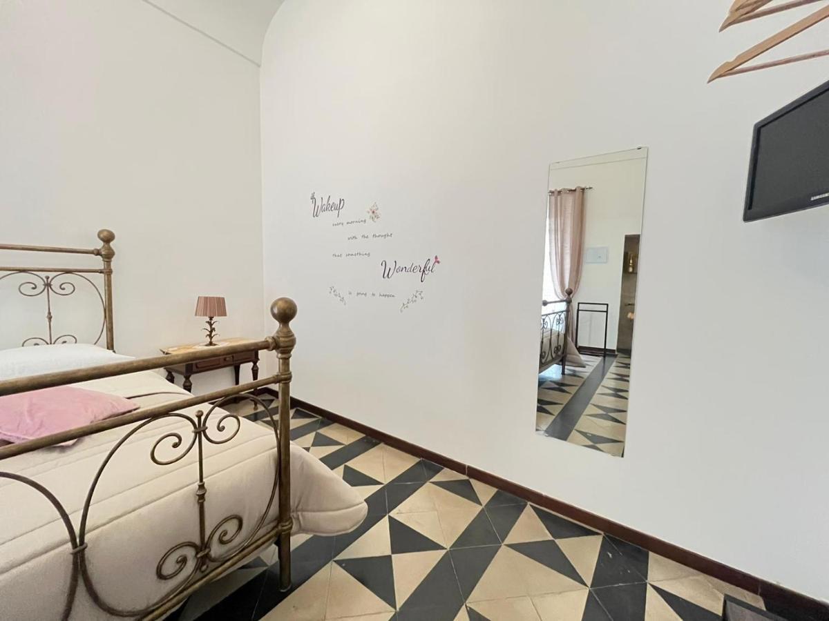 Nicanto'S Home Bari Bagian luar foto