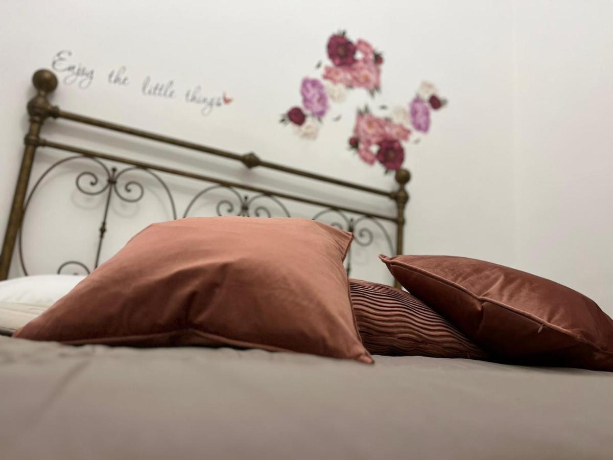 Nicanto'S Home Bari Bagian luar foto